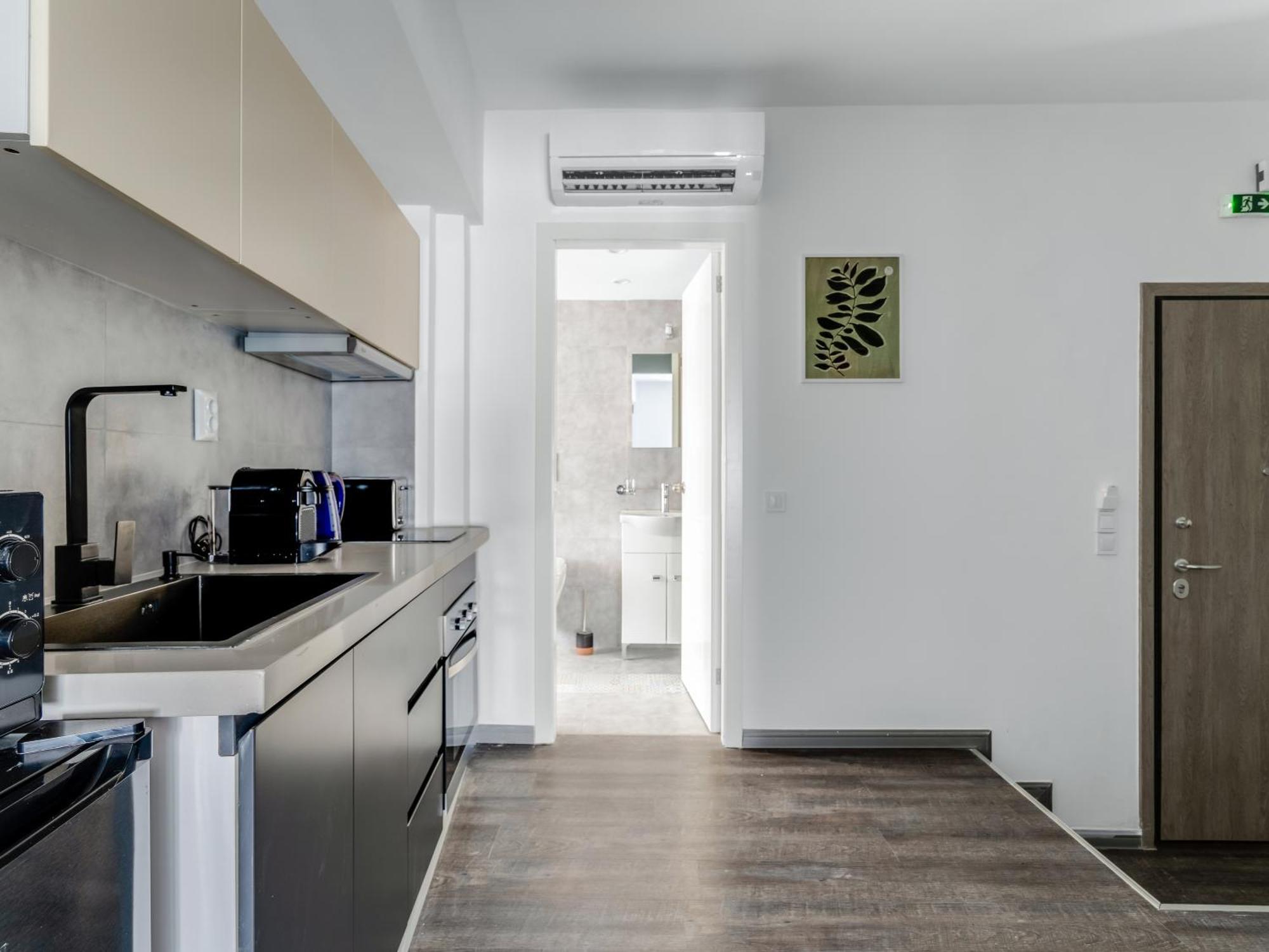 Yalarent Luxury Apartments In The Heart Of The City 아테네 외부 사진
